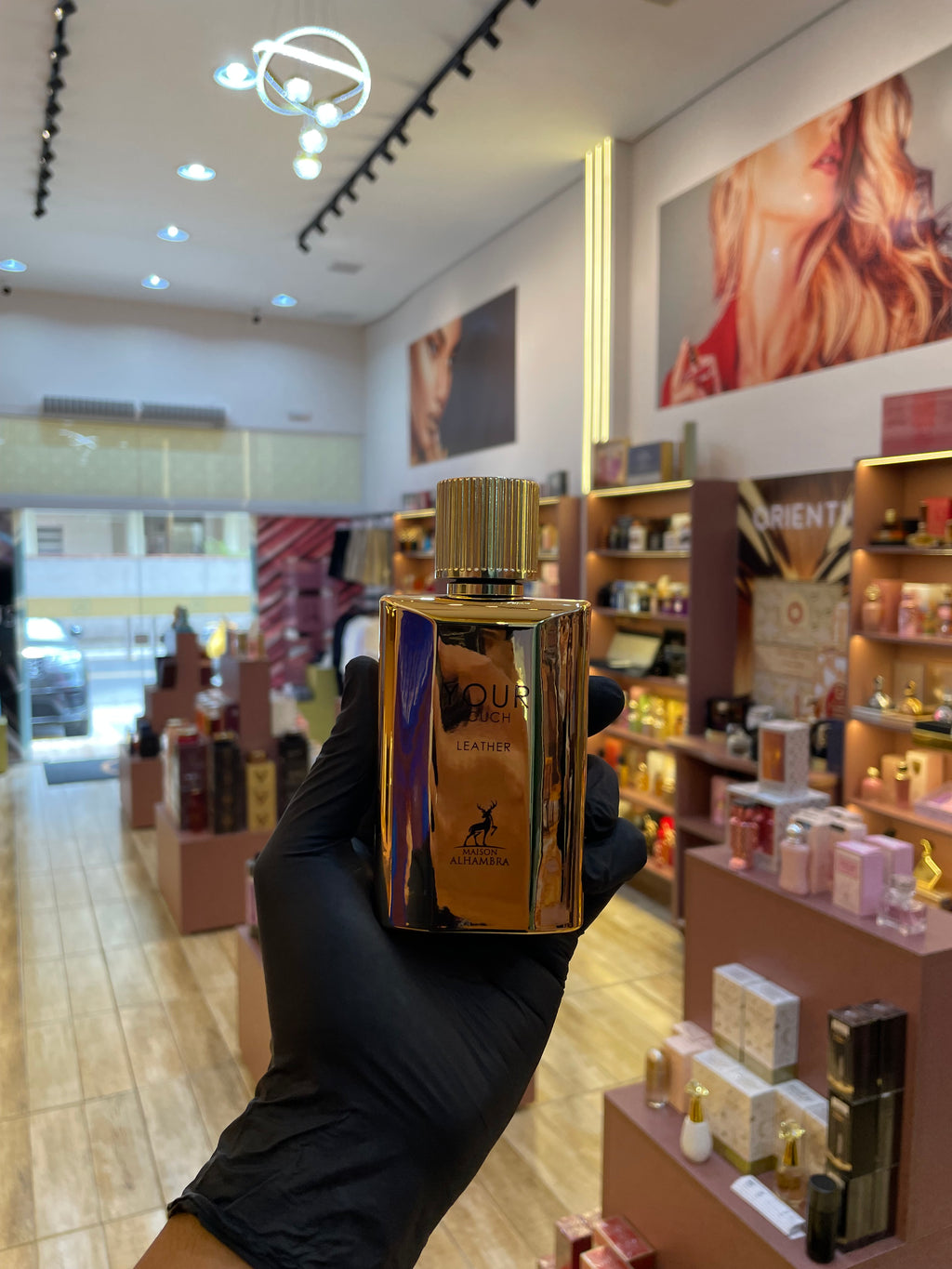 YOUR TOUCH LEATHER - MAISON ALHAMBRA - EAU DE PARFUM - 100ML