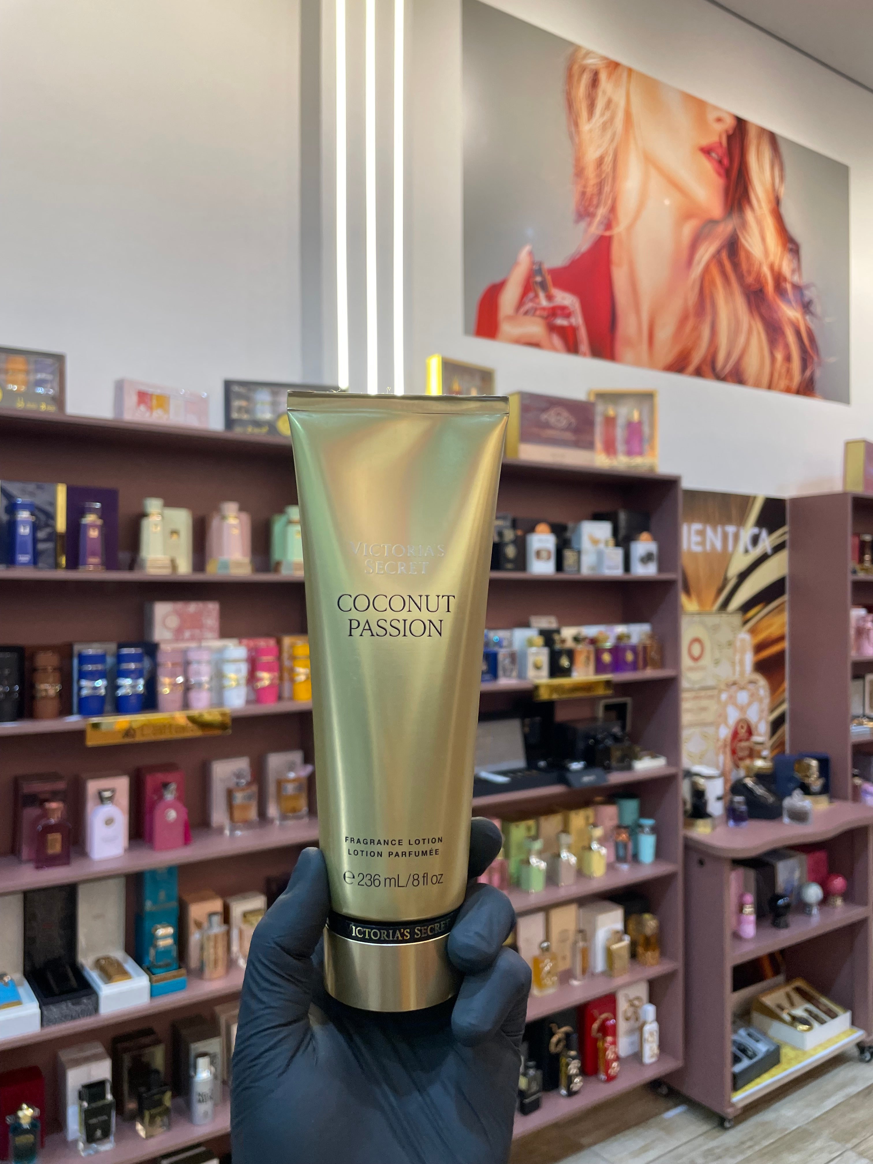 COCONUT PASSION - VICTORIA'S SECRET - BODY LOTION - 236ML