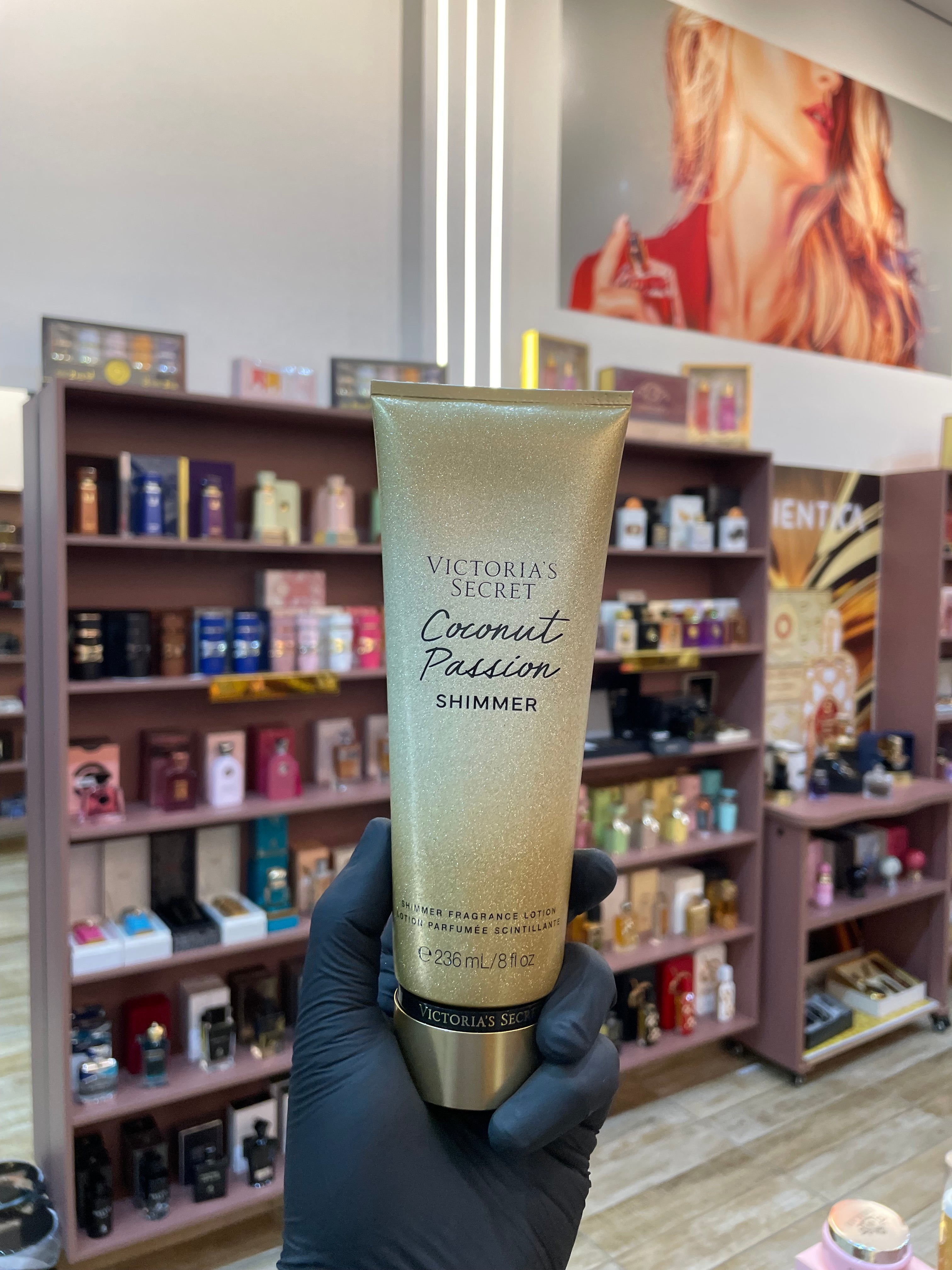 COCONUT PASSION SHIMMER - VICTORIA'S SECRET - BODY LOTION - 236ML