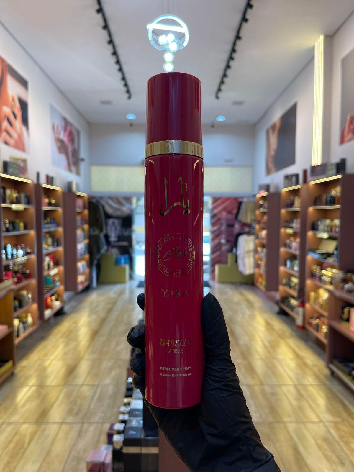 YARA CANDY - ISABELLE LA BELLE - PERFUMED SPRAY - 300ML
